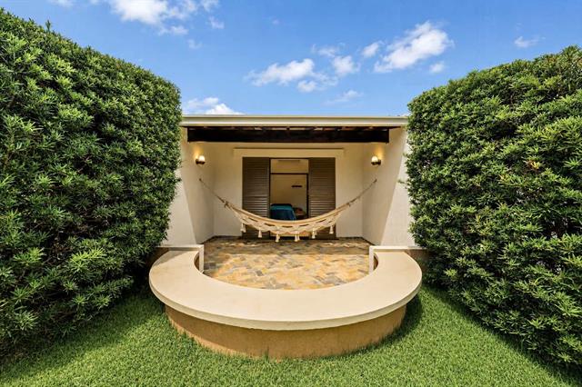 Superior Twin vista Piscina