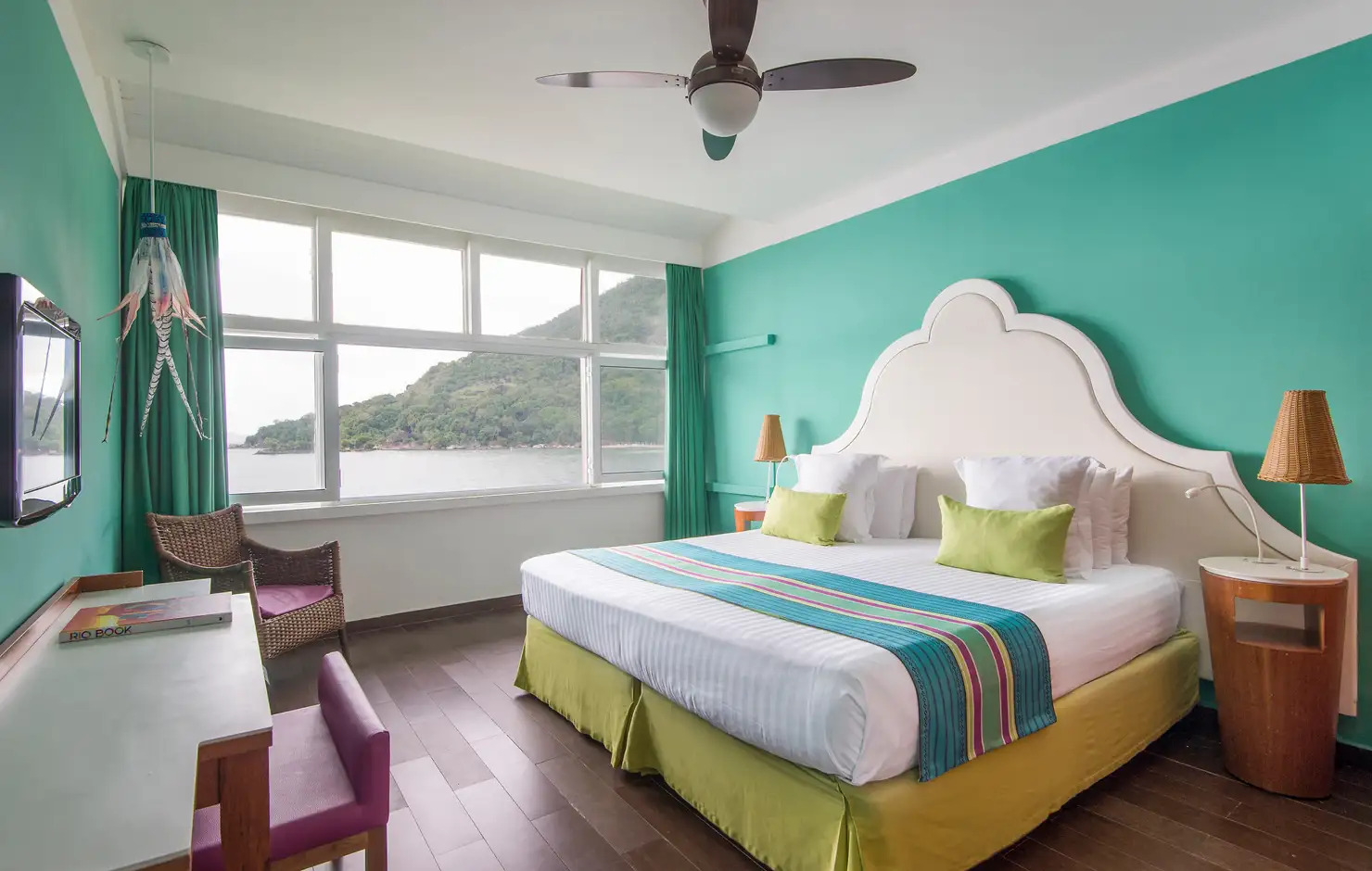 Quarto Superior Familiar - Lado Mar