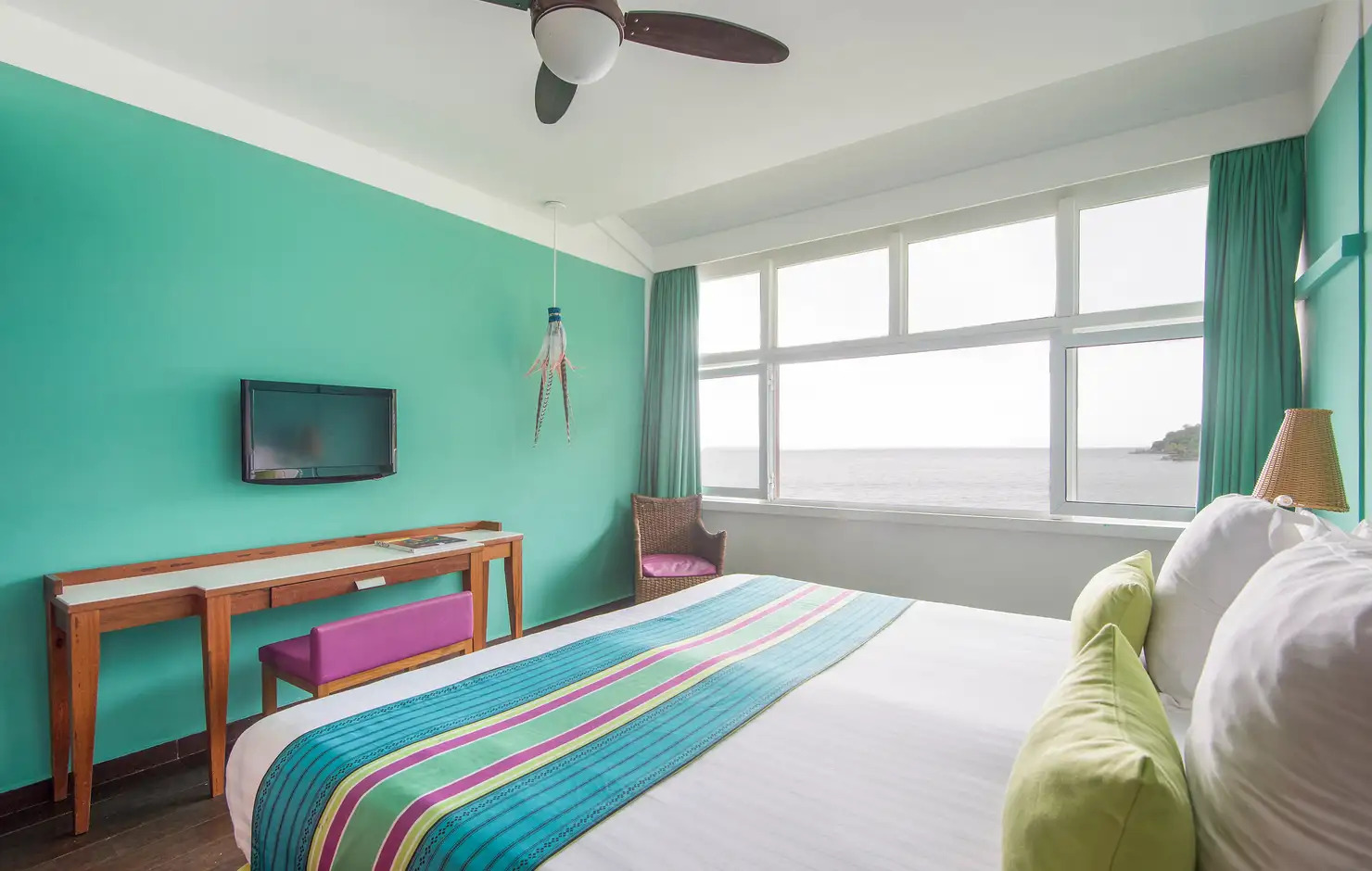Quarto Superior Familiar - Lado Mar