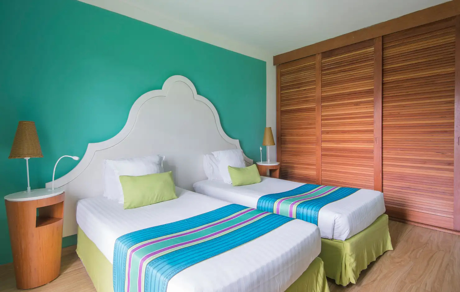 Quarto Superior - Lado Jardim - Centro do Resort