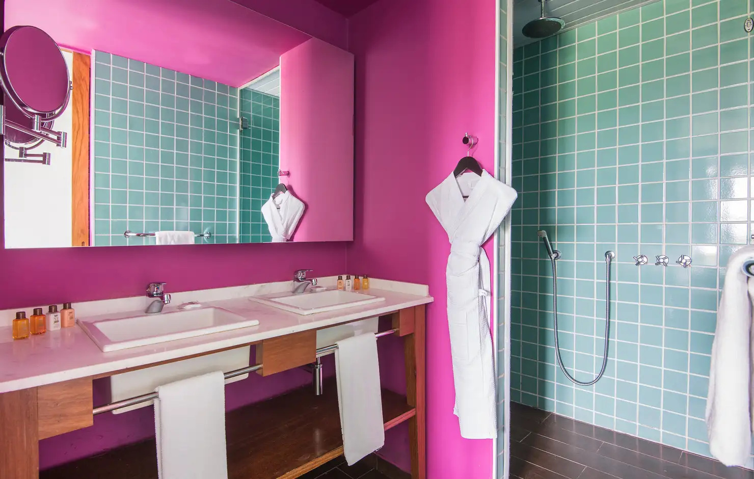 Quartos Deluxe comunicantes - Lado Mar, Centro do Resort