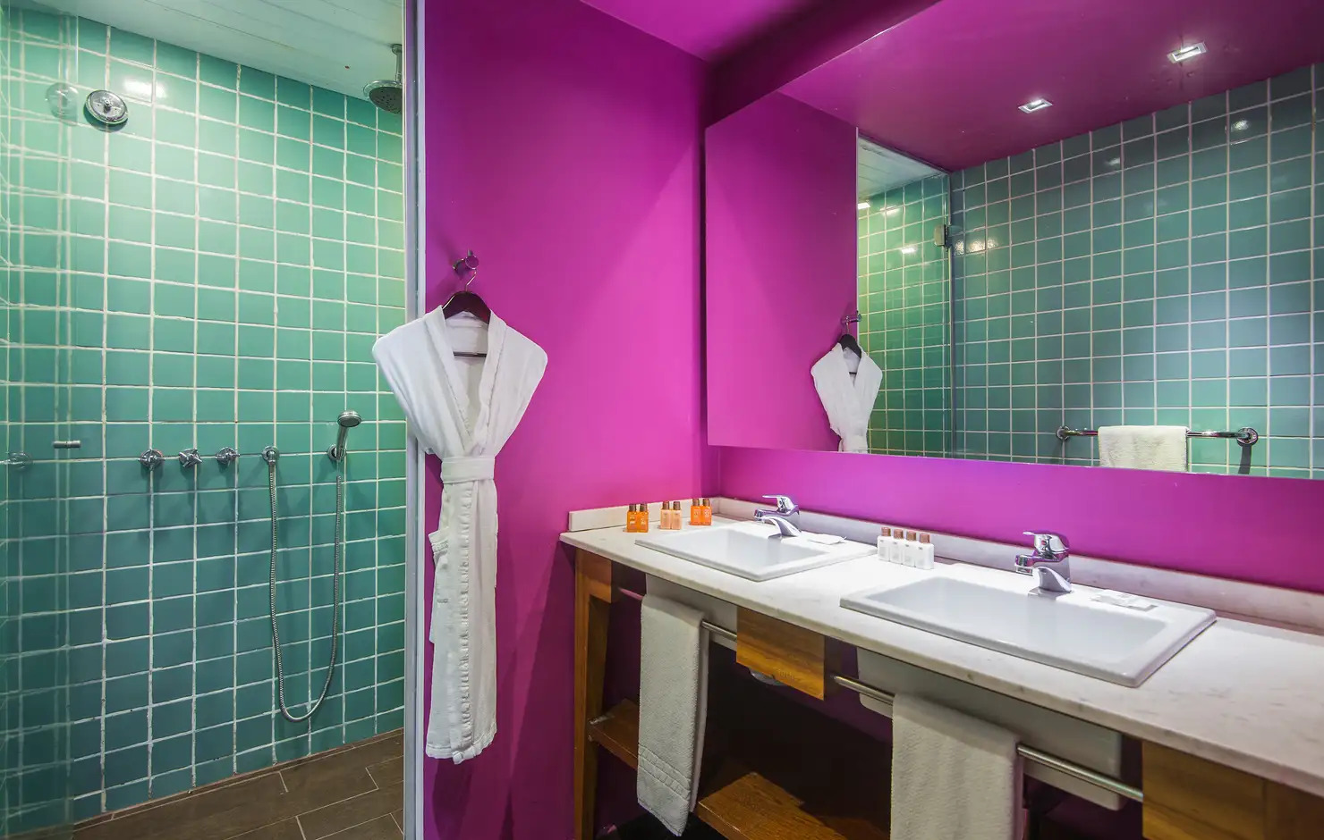 Quarto Deluxe Familiar - Lado Mar, Centro do Resort