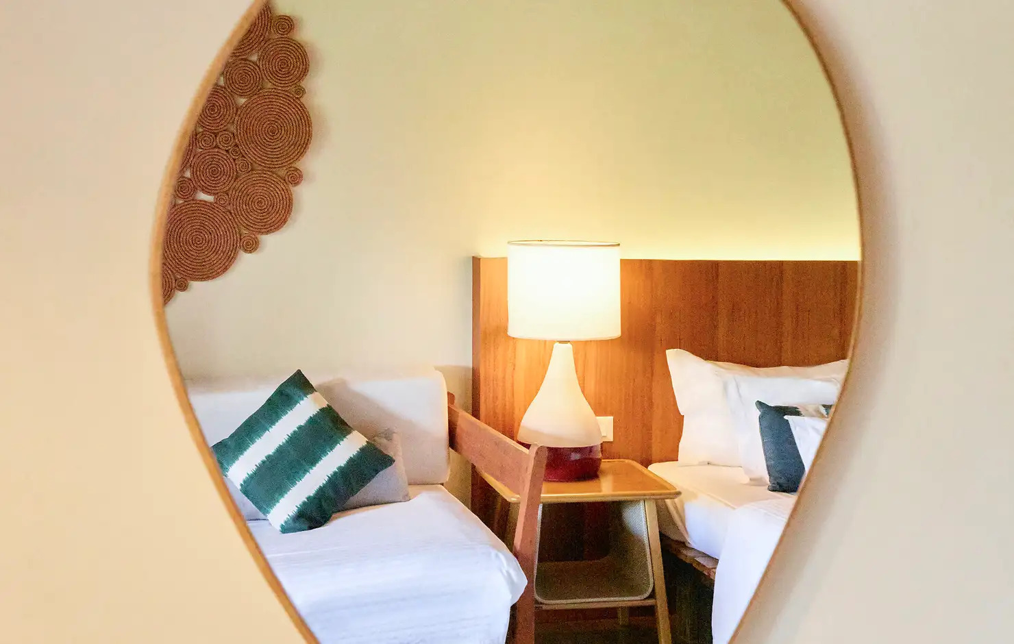 Quarto Deluxe Comunicate1
