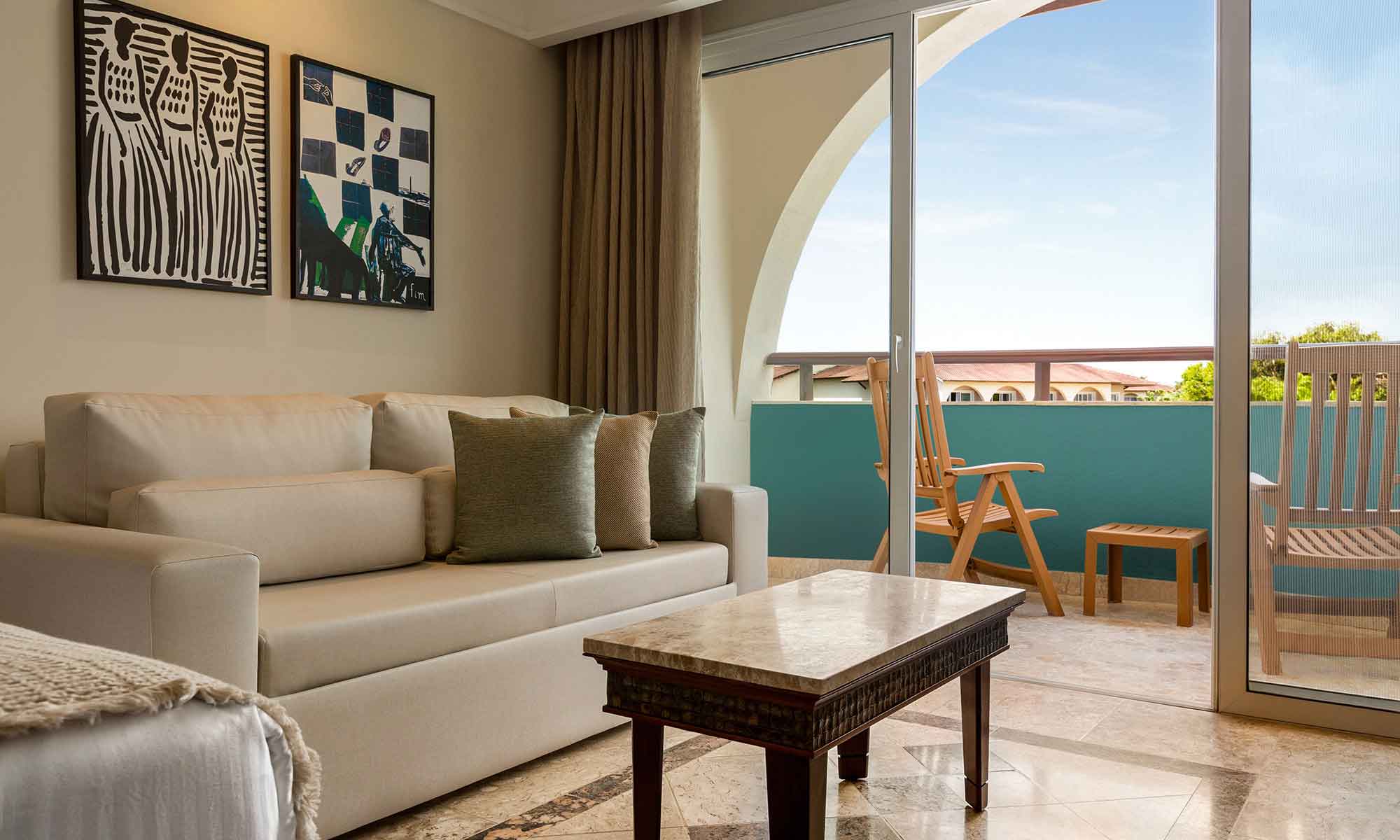 Junior Suite Poolside