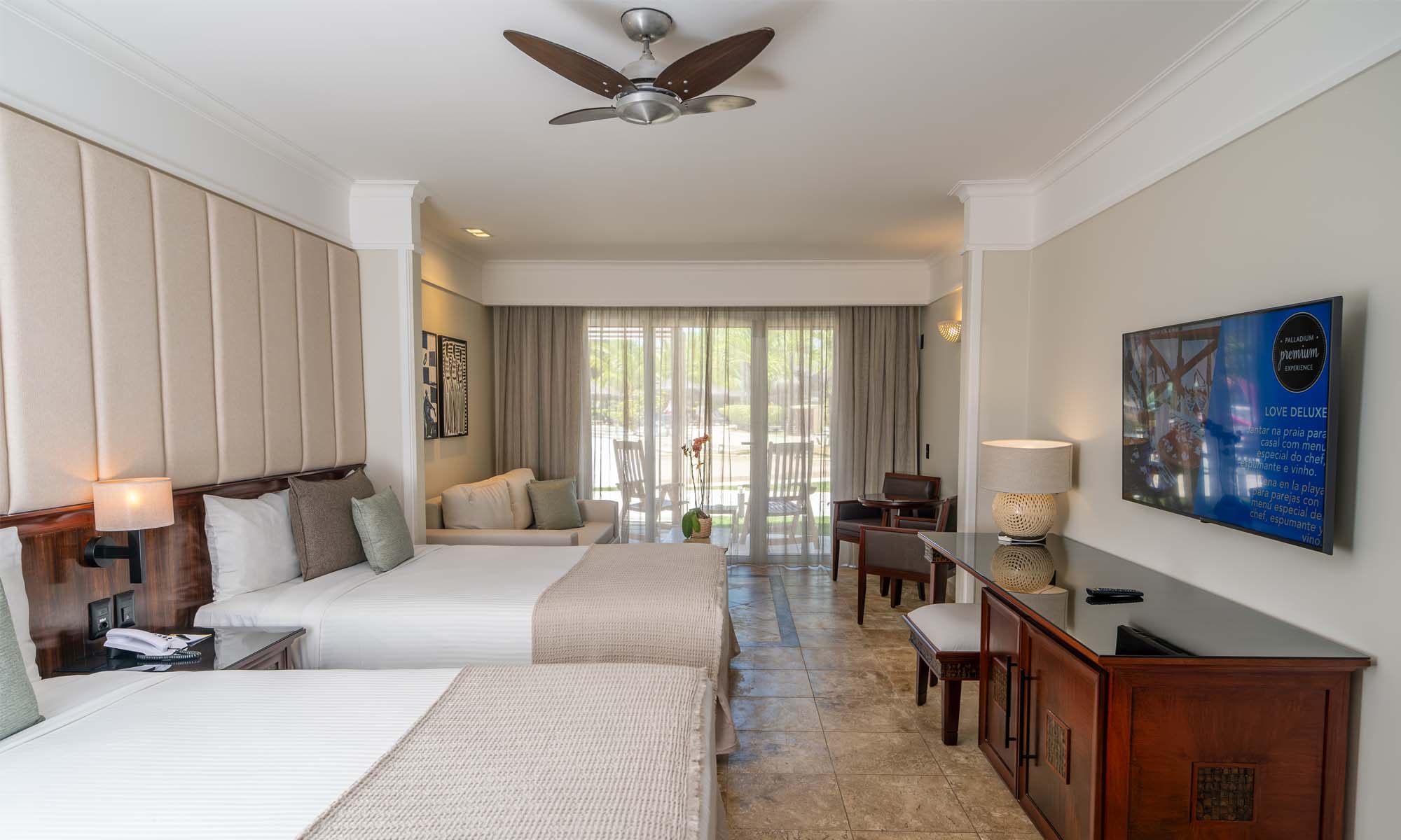 Junior Suite Pool Access