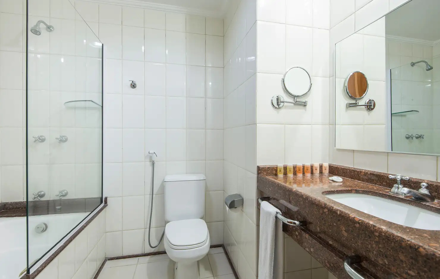 Quarto Superior Comunicantes