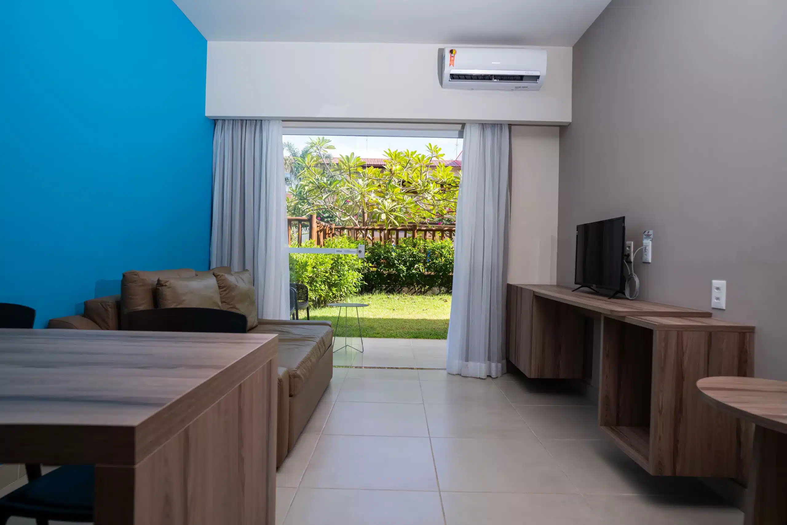 Suite Garden Vista Piscina ou Jardim