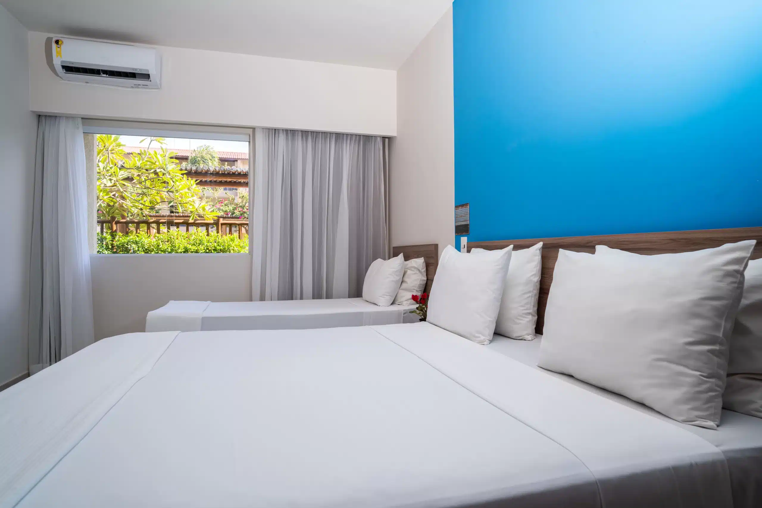 Suite Garden Vista Piscina ou Jardim