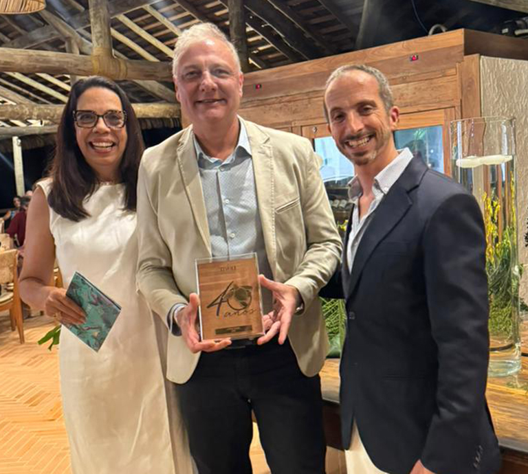 PRÊMIO GOLDEN FRIENDS TIVOLI 2025: LITORAL VERDE É PREMIADA PELA 14ª VEZ CONSECUTIVA PRÊMIO GOLDEN FRIENDS TIVOLI 2025: LITORAL VERDE É PREMIADA PELA 14ª VEZ CONSECUTIVA